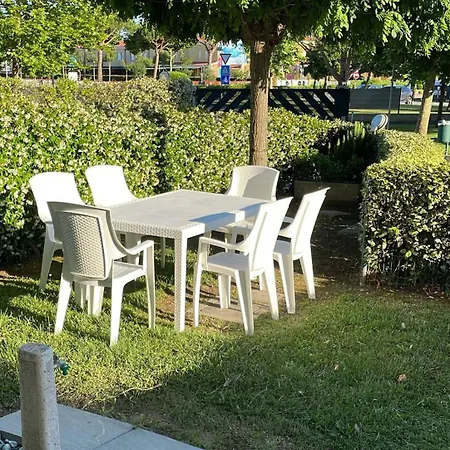 Roverelle Garden Lido Altanea *