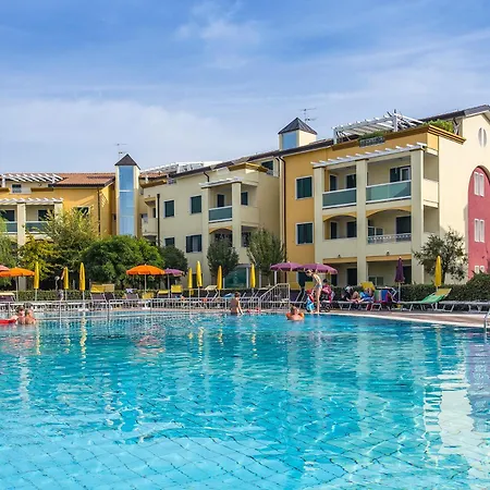 Roverelle Garden Lido Altanea Apartamento